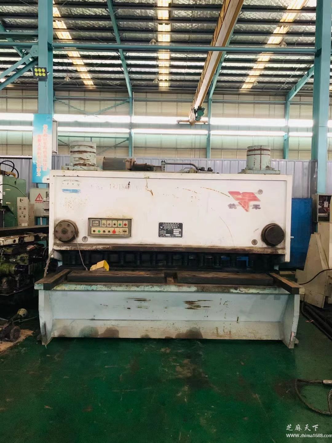 二手南通鐵軍QC11Y-20×2500液壓閘式剪闆機