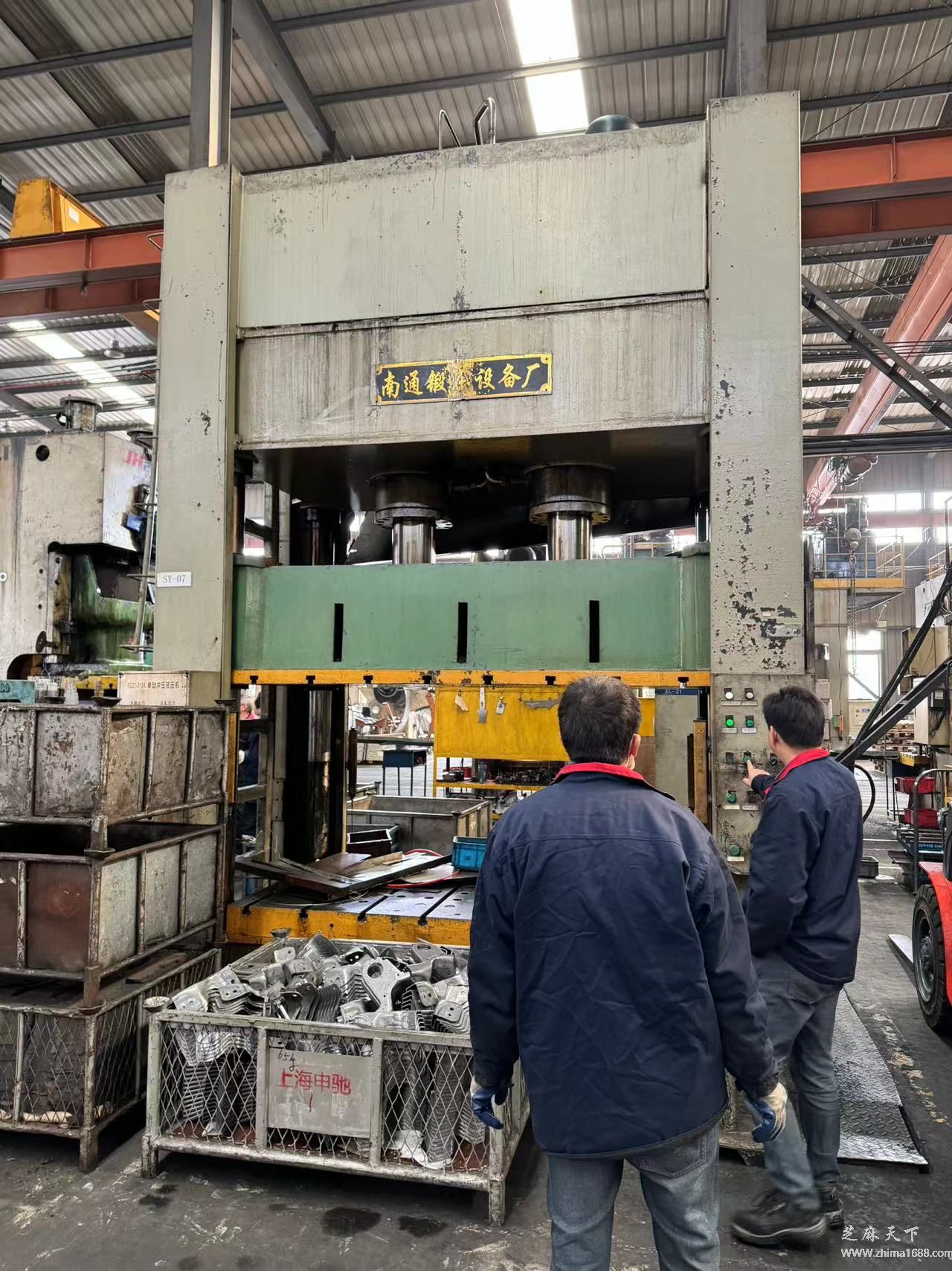 二手南通鍛壓315噸雙點液壓機（315噸）